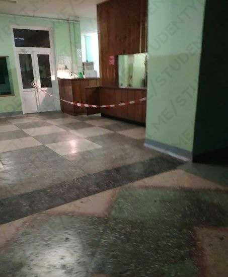 В БГТУ закрыли гардероб – гардеробщица в больнице с пневмонией