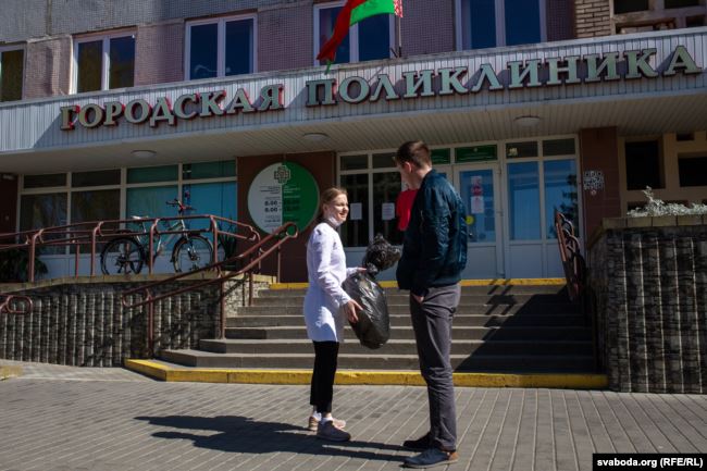 'Who Will Do It, If We Don't?' Belarusians Step Up As President Plays Down COVID-19 Threat