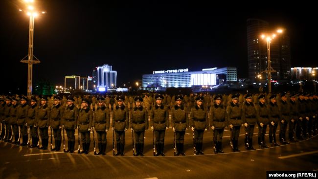 Lukashenka Wants World Leaders To Mark Victory Day In Minsk Amid Coronavirus