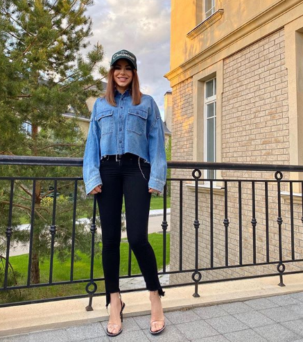 Сильно похудевшая Ани Лорак показала обновленную фигуру