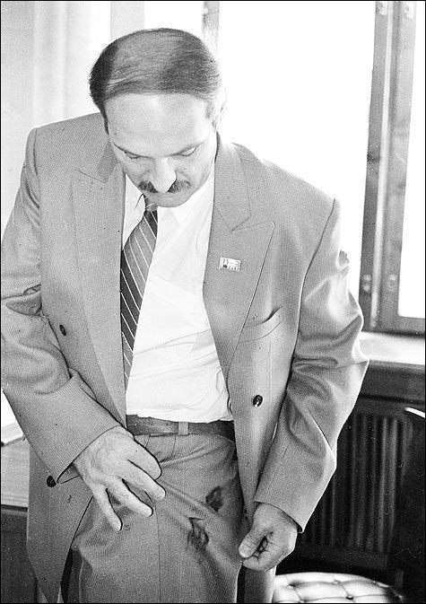 Почему Лукашенко так часто стал пугать 90-ми?