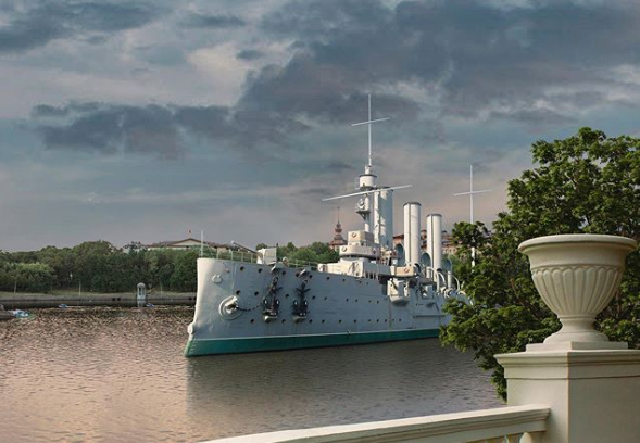 Владимир Цеслер «перенес» крейсер «Аврора» на набережную Свислочи