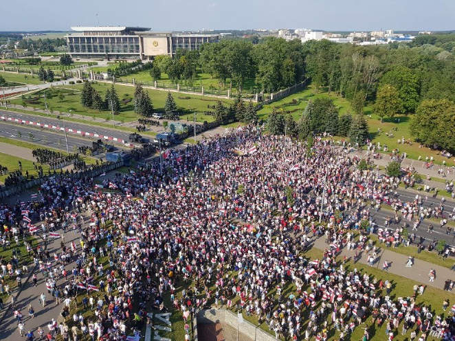 Вид сверху: сколько людей вышли на протест 30 августа