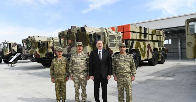 Lukashenka refutes reports about Belarus’ recently supplying arms to Armenia or Azerbaijan