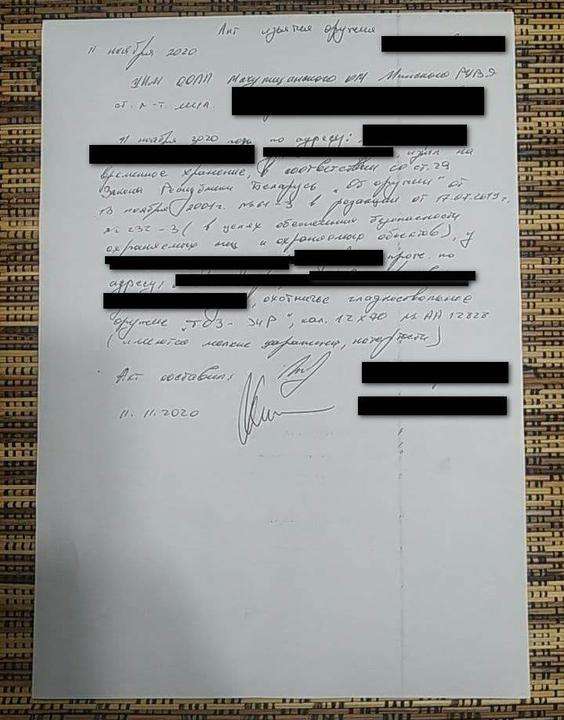 «В целях безопасности охраняемых лиц». У белорусов начали изымать охотничье оружие