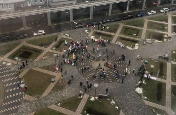 В Минске омоновцы пытались сорвать детский праздник. У некоторых детей от страха случилась истерика