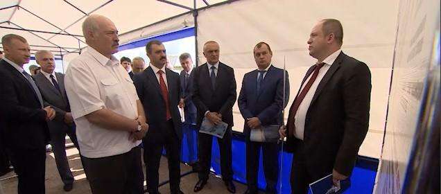 Что связывает «кума Путина» Медведчука и бизнесменов, близких к Лукашенко