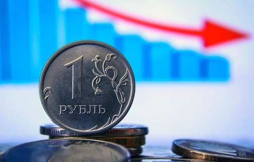 «На краю обрыва»: Рубль возобновил падение после прихода крупного продавца госдолга