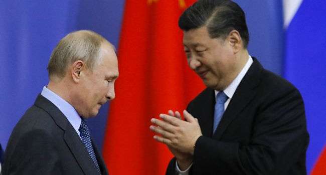 Си Цзиньпин срочно созвонится с Путиным. Почему это плохо для Лукашенко