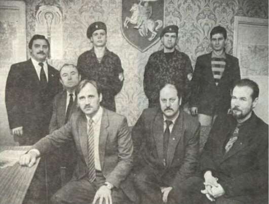 Умер политик Анатолий Гуринович. Его подпись разрешила использовать в Минске национальную символику