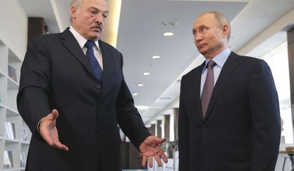 Поздравление от Путина. Лукашенко остается для Кремля своим