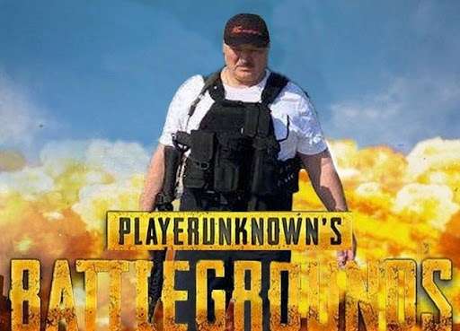 Лукашенко подарили картину, на которой изображено, как он «бегал с Колей с автоматом»