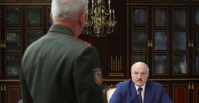 Что происходит? Вслед за Лукашенко в Сочи отправился глава Погранкомитета