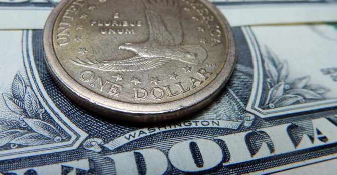 Доллар развернулся утром 11 ноября после пяти снижений подряд