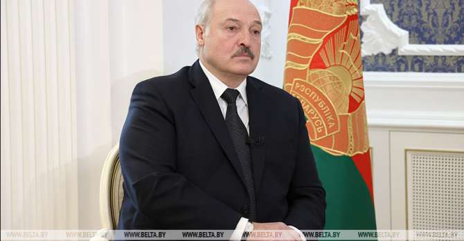 Lukashenko sketches out Belarus-Russia tight cooperation in security, defense