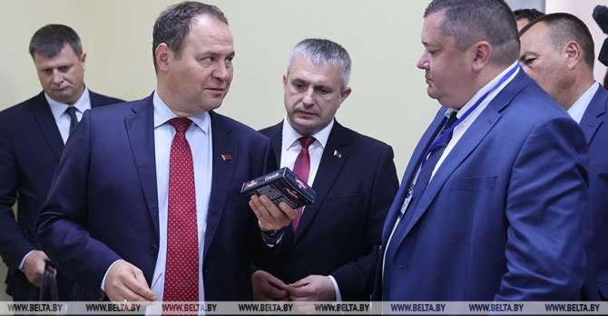 PM praises quality, taste of Belarusian-made premium cheeses