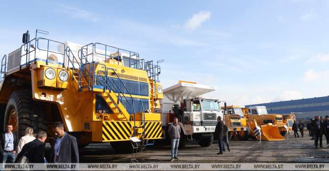 Lukashenko urges to get rid of mediation in Belarusian exports