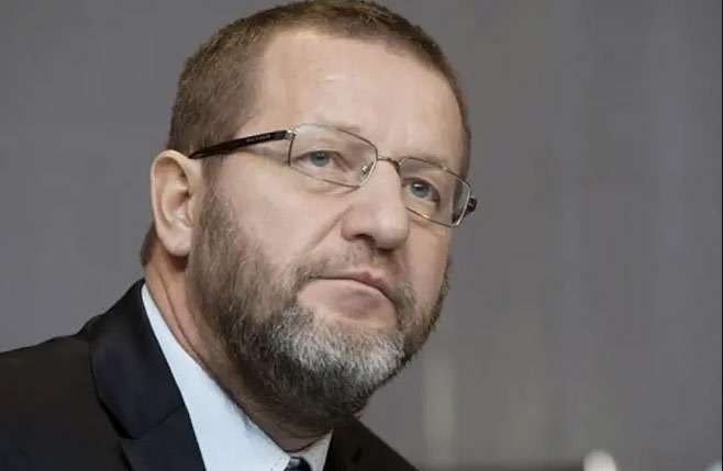 Кох: «Судя по длине чемезовских яхт и размерам шойговских дворцов, они не сильно были озабочены возрождением ВПК»