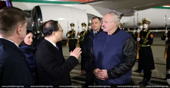 «Беларуская выведка»: Лукашенко «вызвали на ковер» в Пекин
