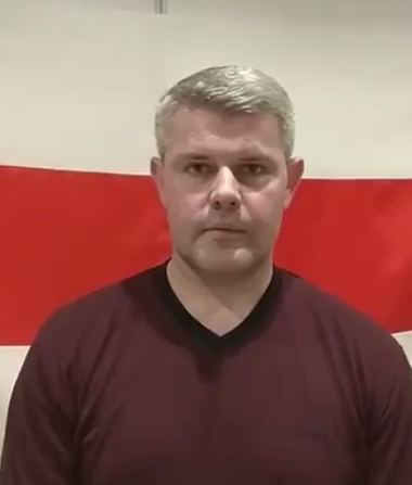 Выскочил на ходу из вагона и сломал ногу, пытаясь избежать задержания