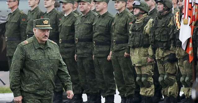 Источник: Лукашенко готовится закрыть выезд из страны всем мужчинам моложе 55 лет