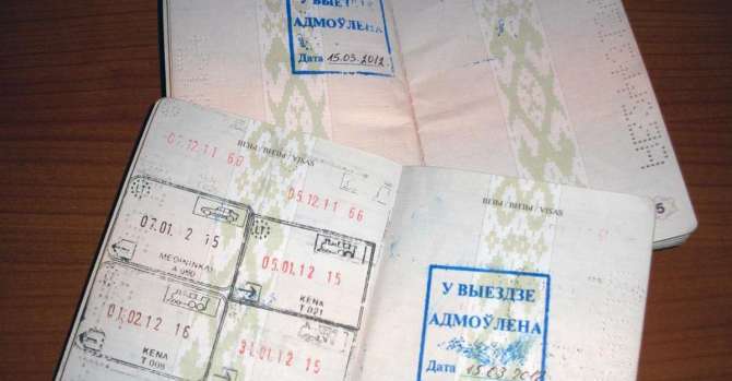 Экс-сотрудник Администрации Лукашенко: В Беларусь возвращается система выездных виз