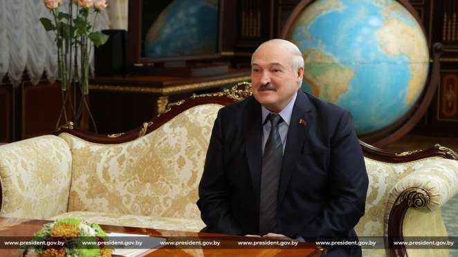Живого Лукашенко показали в Минске
