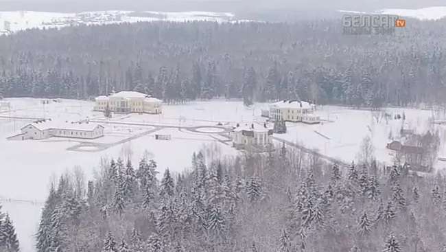 «Приехал, поймал карпа, выпил чарку и уехал». 4 факта о резиденциях Лукашенко