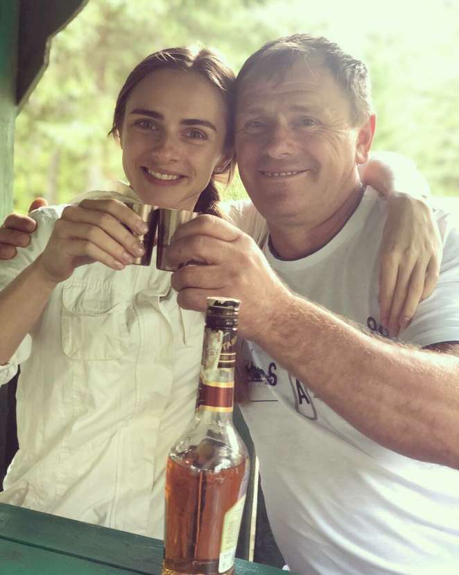 7 примеров, как в Беларуси силовики преследуют детей, родителей и братьев активистов