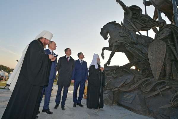 Три причины, почему памятник Невскому в Минске – наглость выше крыши