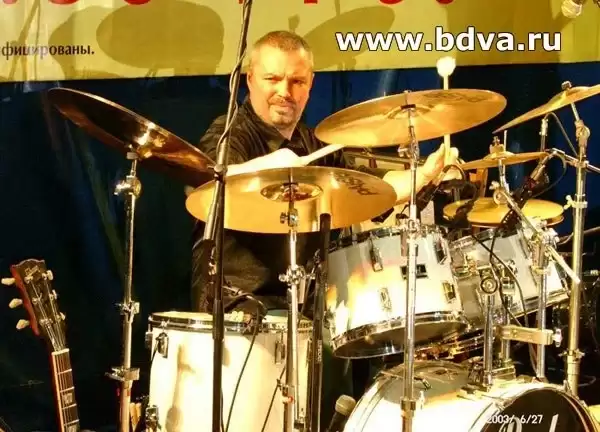 Умер бывший участник группы «Би-2»