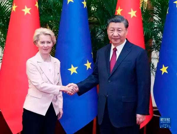 В окружении Лукашенко врут: как на самом деле выглядел его визит в Китай