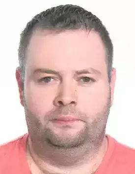 Знаете, кто на протестах плевал в лицо журналисту БТ? Платный агент милиции