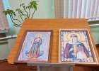 Белорусский пранкер велел школам в РФ пройти крестным ходом с иконой «святой Светланы»