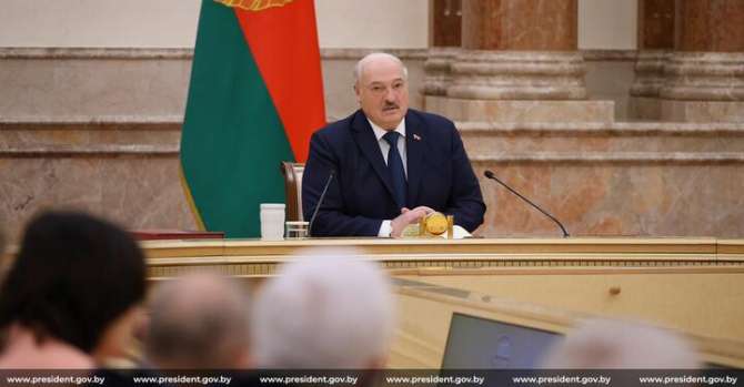 Лукашенко заявил, что «выстоять» в 2020 году ему помог Бог