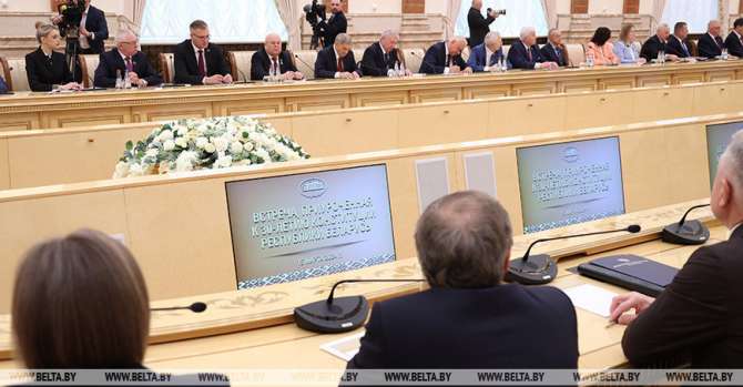 Lukashenko emphasizes strong grip on power in Belarus