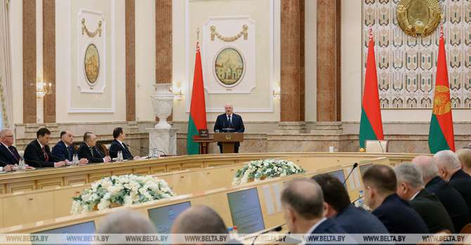 Lukashenko: We have always consulted with people and the nation has chosen a strong government