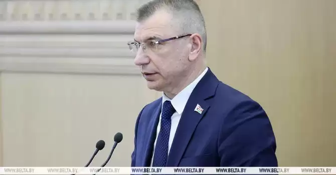 Главный таможенник Беларуси публично раскрыл схемы обхода санкций. Потом его отцензурировали