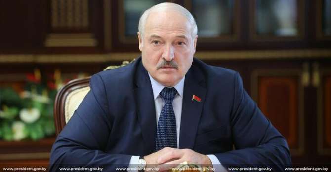 Лукашенко пожаловался, что в сельской местности «испаряются» работники