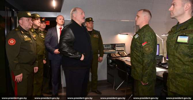 Конфуз дня. Белорусские военные несколько месяцев готовились к «внезапной» проверке со стороны Лукашенко