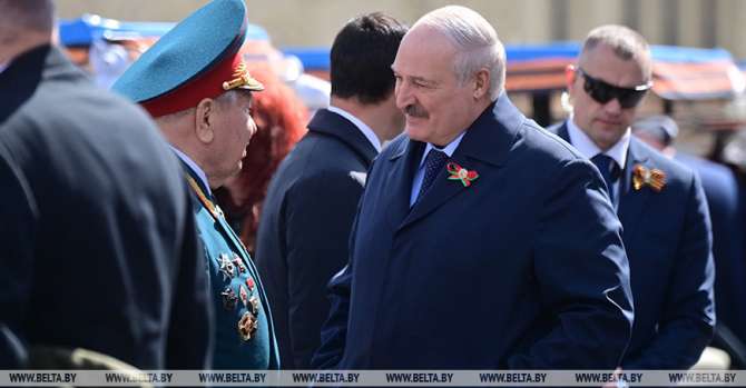 «Вне зависимости от того, насколько Лукашенко дряхлый и слабый, он сейчас наиболее опасен»