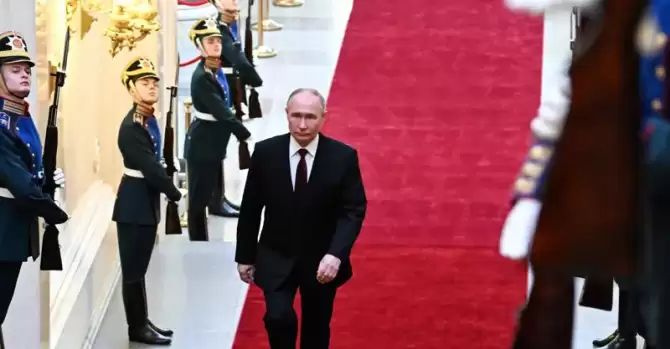 Пастухов: Настоящую инаугурационную речь за Путина произнес Лукашенко