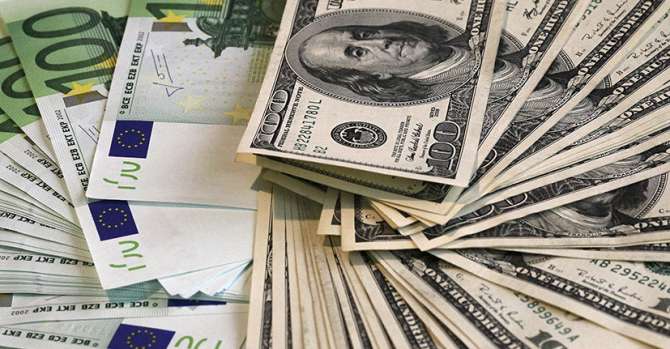 В Беларуси доллар и евро пошли вверх