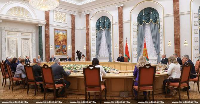 Лукашенко признал «катастрофу» в сфере белорусского законодательства