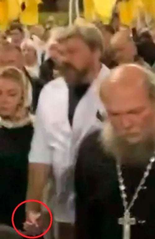 Скандал года: подельница Путина бросила мужа ради олигарха - СМИ