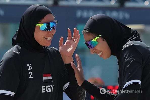 Фото пляжных волейболисток из Египта на Олимпиаде-2024 собрало 49 млн просмотров за сутки