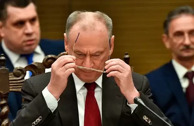 «Старший Патрушев проснулся»