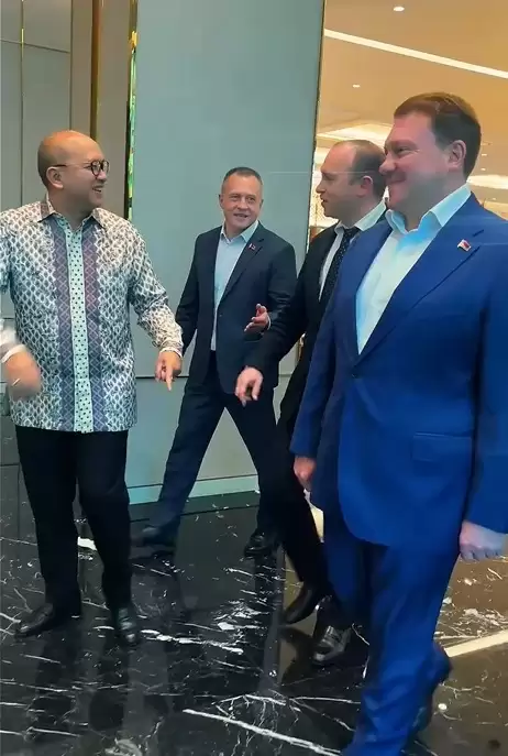 Дмитрий Лукашенко встретился в Индонезии также с министром инвестиций