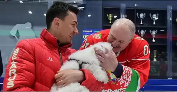 Директор института