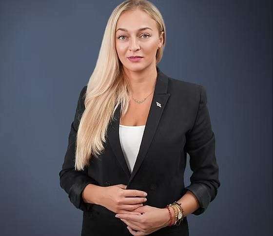 Анжелика Мельникова стала жертвой «медовой ловушки»?